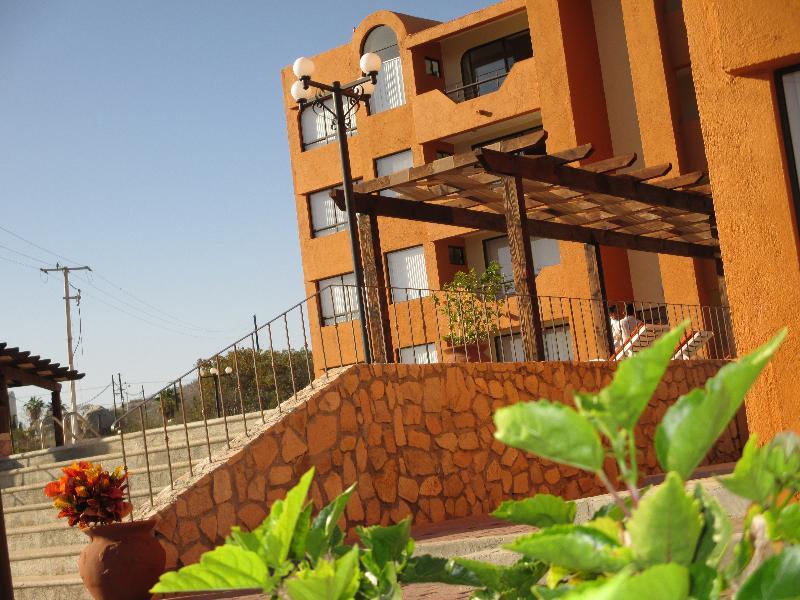 Sunrock Hotel 3*